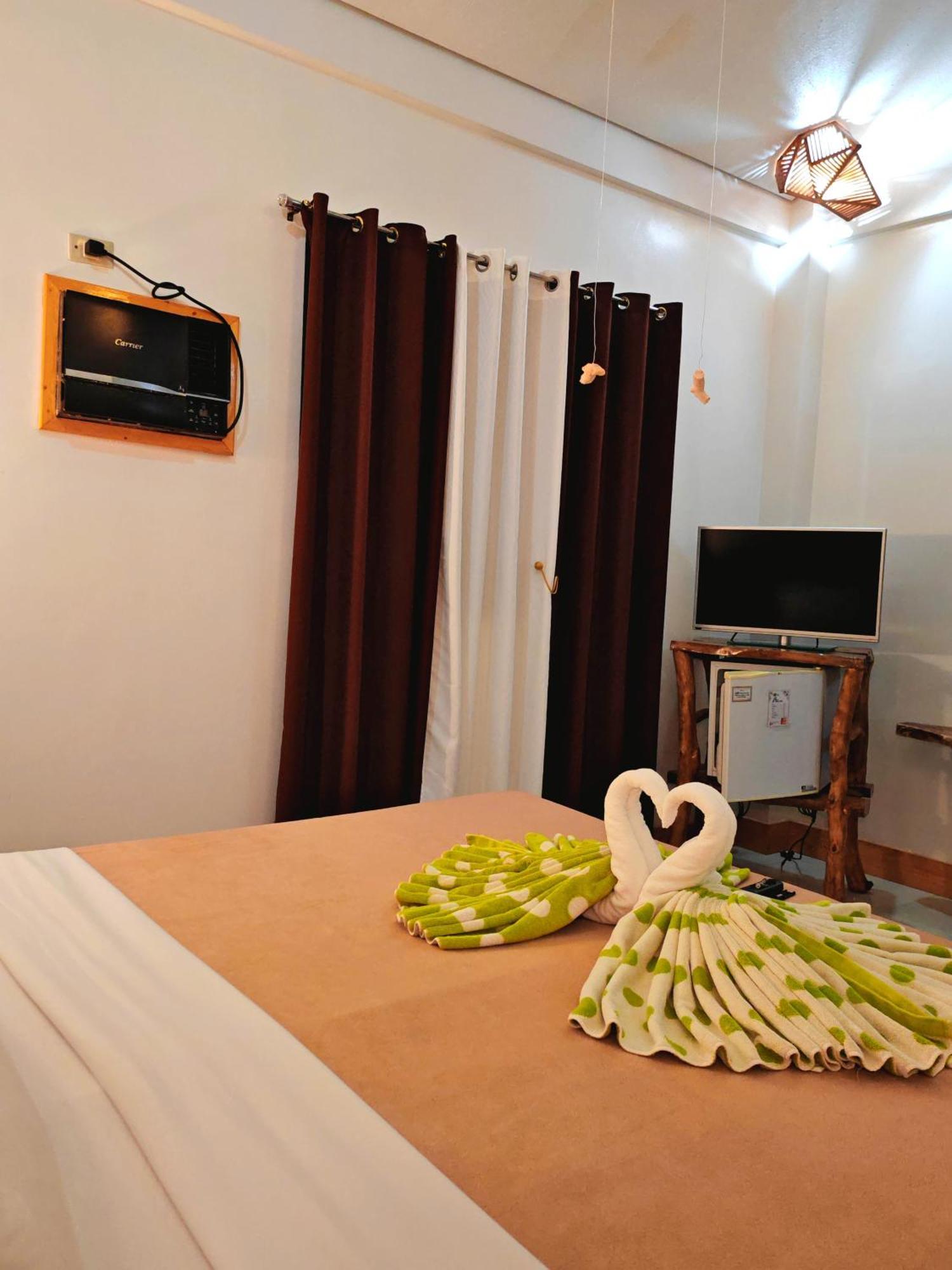 Cocoloco Beach Resort Manoc-Manoc Eksteriør bilde