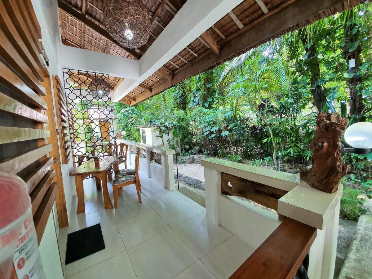 Cocoloco Beach Resort Manoc-Manoc Eksteriør bilde